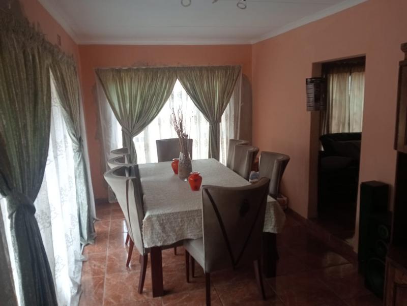 3 Bedroom Property for Sale in Vaalpark Free State